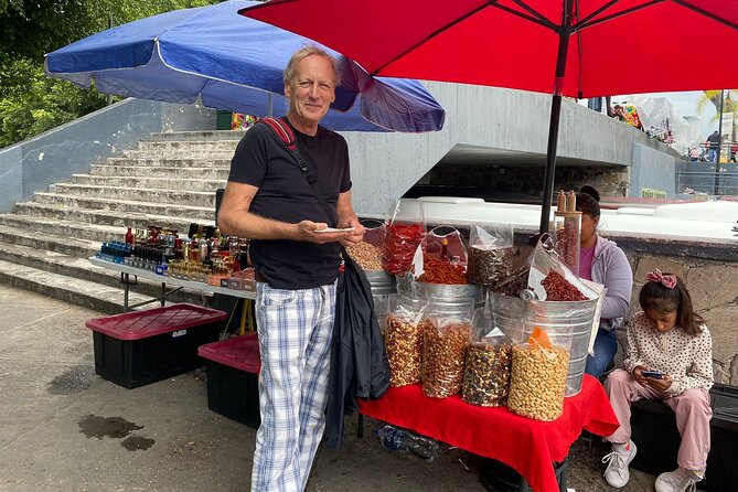 Private Street Food Tour and City Tour Guadalajara - Best Rated - Plaza Tapatía and the Fountain of the Immortals: where people actually gather