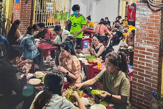 Private Street Food Tour by Motorbike/Car with Local Students - Ho Thi Ky Flower Market: A Break for Your Eyes (and Your Photos)