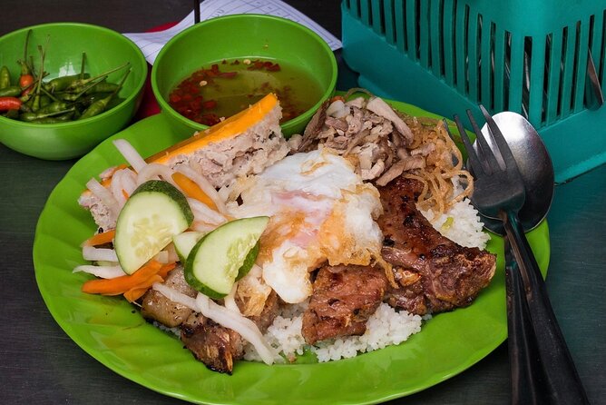 Private Street Food Tour by Motorbike in Ho Chi Minh City - The guides: local students who keep you safe and fed