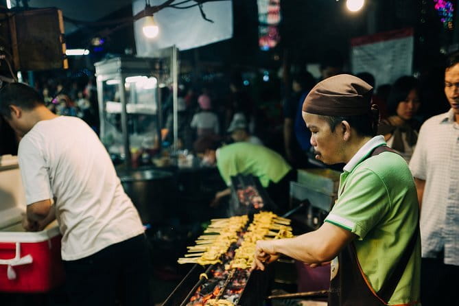 Private Tuktuk Authentic Food Tour (Chinatown-Flower Market) - Democracy Monument to Golden Mount: classic Bangkok, quick stops