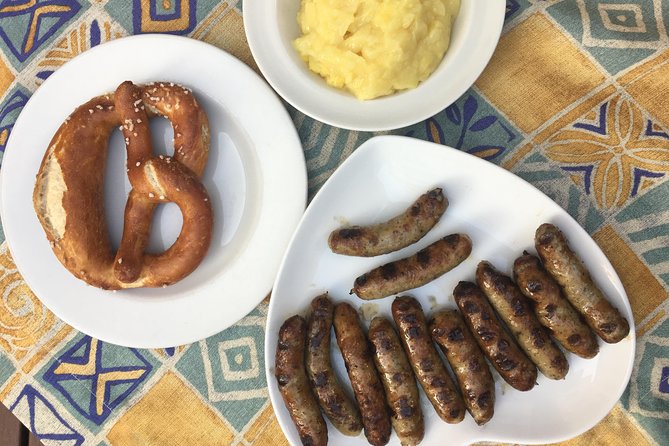 Private - Viktualienmarkt Food Tour and Beyond - best Munich tastings - Stop 1 at Cafe Frischhut: Watching Schmalznudel Being Fried