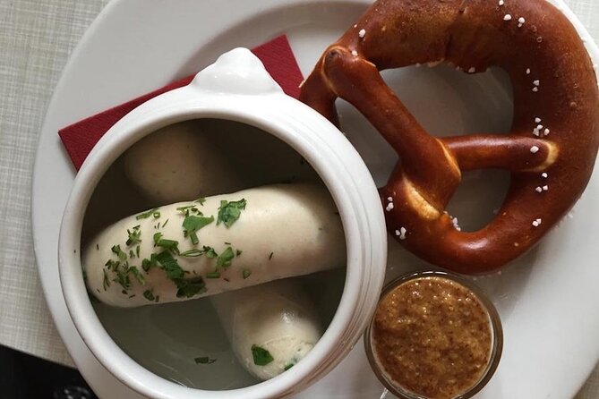 Private - Viktualienmarkt Food Tour and Beyond - best Munich tastings - The 3-Hour Flow: From Marienplatz to Market and Back Again
