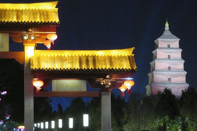 Private Xi’an Night & Food Tour by Tuk Tuk and Public Transportation - Meeting at the Ramada by the Bell Tower: easy to find, easy to start