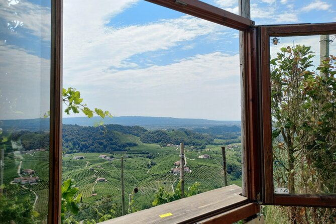 Prosecco Hills Day Trip from Venice & Treviso: 2 Wineries - Conegliano free time: a real town break, not just a bathroom stop