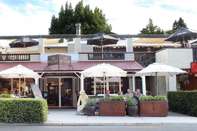 Queenstown's Gin & Spirits Tasting Tour - The small details that make it feel easy: pickup, WiFi, and an air-conditioned ride