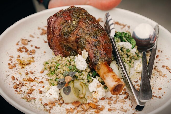 Queenstown Wine & Food Tour: Scenery, Tastings & Delicious Lunch! - Key moments that make this tour worth it