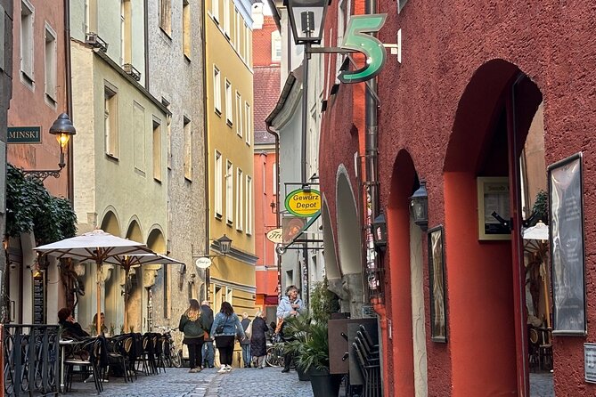 Regensburg Private Tour. Personalities, Art and Food Tour - Food on the route: local sausage and restaurant picks you can use