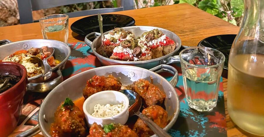 Rethymno Old Town: A Traditional Cretan Food Tour - The bakery moment: Cretan pastry as part of everyday life