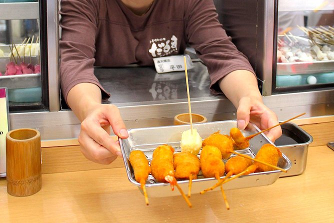 Retro Osaka Street Food Tour: Shinsekai - Kuromon Ichiba Market and the Sennariya Coffee Finish