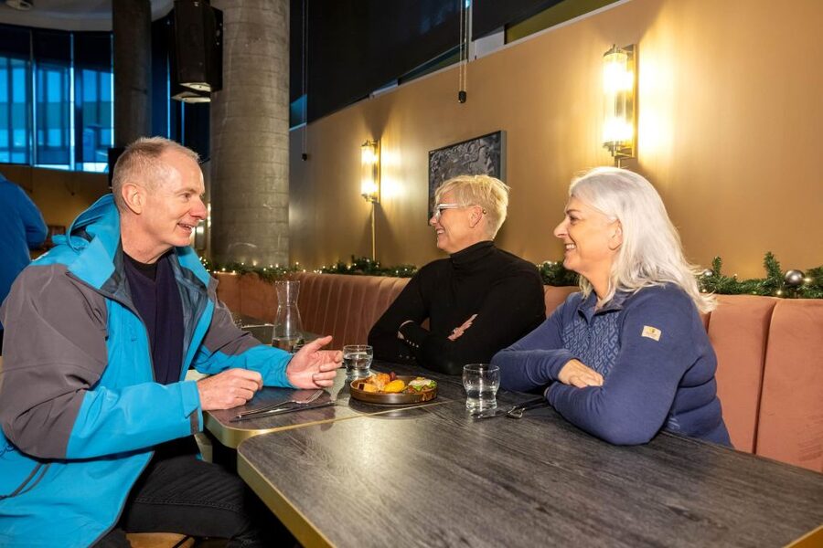 Reykjavik: Icelandic Food Tour - Guides who turn food into stories: names like Anna, Magnus, and Einar