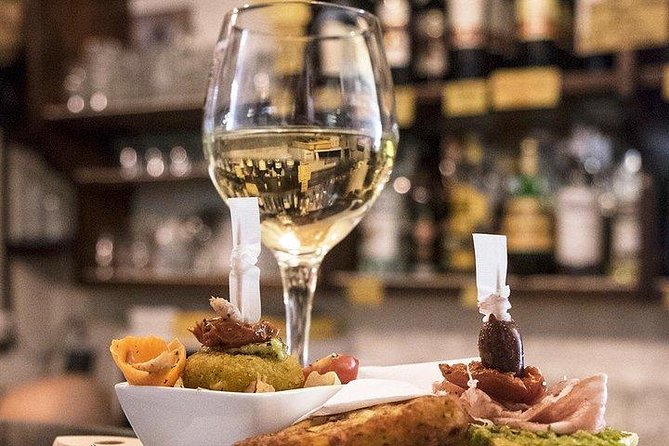 Rialto Market Food Tour: Wine Tasting and Sightseeing in Venice - Sightseeing That Actually Helps You Later