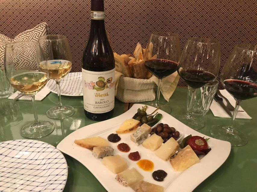 Rome: Food Tour near Vatican City with Wine - Pizza by Gabriele Bonci: what to expect and how to eat it