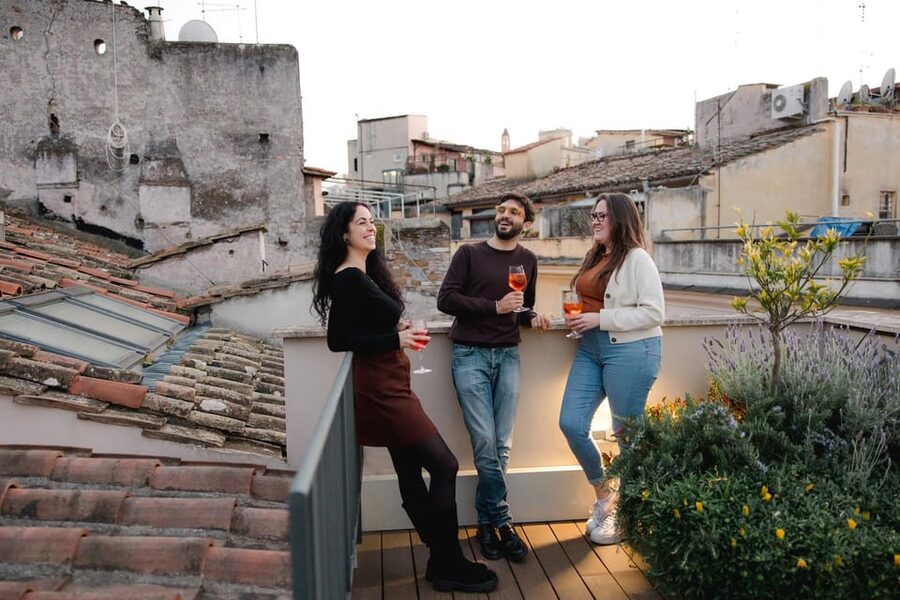 Rome: Food Tour of the Historic Center with Rooftop Spritz - Where the tour starts at Portico d’Ottavia, then heads straight into the flavors