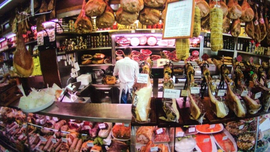 Rome: Food Tour with Market Visit - Mercato Trionfale: how a market visit teaches you to shop like locals