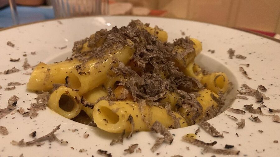 Rome: Gourmet Food Tour with Dinner & Barolo Wine - Who this Rome gourmet tour is best for