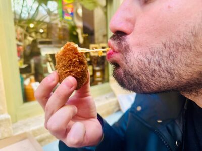 Rome: Jewish Quarter and Campo de' Fiori Street Food Tour - Wine and Another Round of Tastings: Why the Second Campo Stop Works