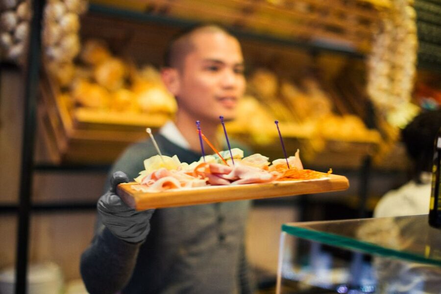 Rome: Private Food Tour with Local Guide - Sisto Bridge and Piazza Trilussa: The Neighborhood-Real Feeling Starts Early