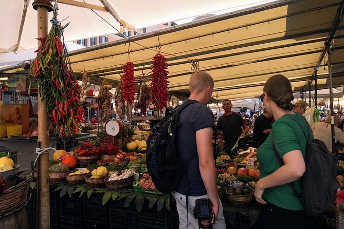 Rome Private Wine & Food Tour Trastevere, Ghetto, Campo de Fiori - A 3.5-hour Rome food walk that strings together three real neighborhoods