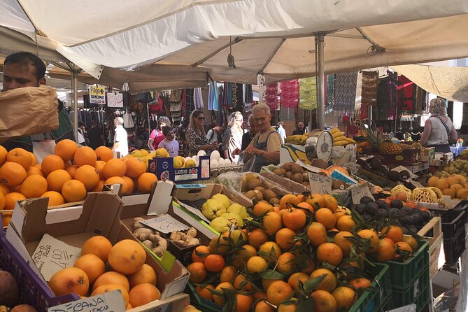 Rome Private Wine & Food Tour Trastevere, Ghetto, Campo de Fiori - Wine tastings and portion rhythm: what to expect when the table starts rolling
