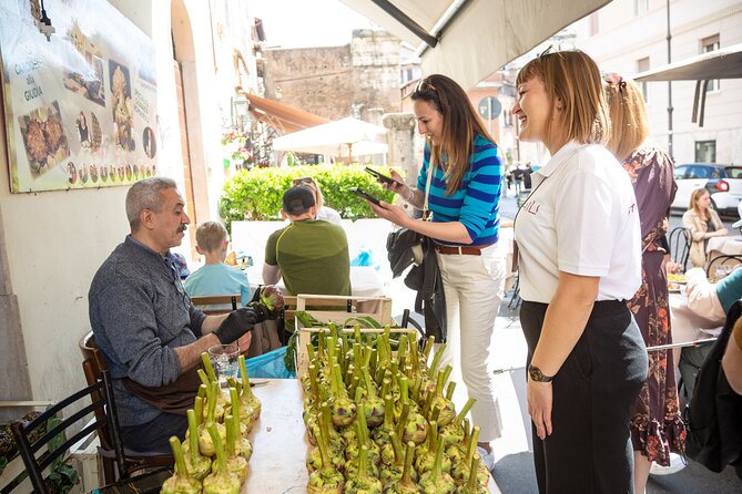 Rome Street Food Tour Eat Like a Local - Finishing at Piazza Sant’Eustachio: a satisfying end point for your next plan