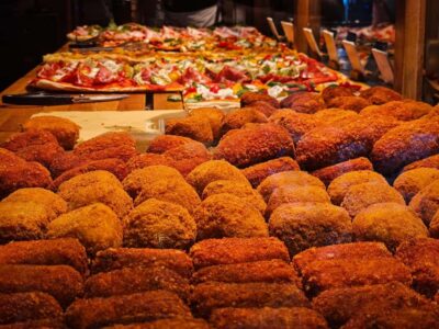 Rome: The Ultimate Trastevere Food Tour with a Local - The Stop Lineup: From Handmade Biscuits to Gelato Finale