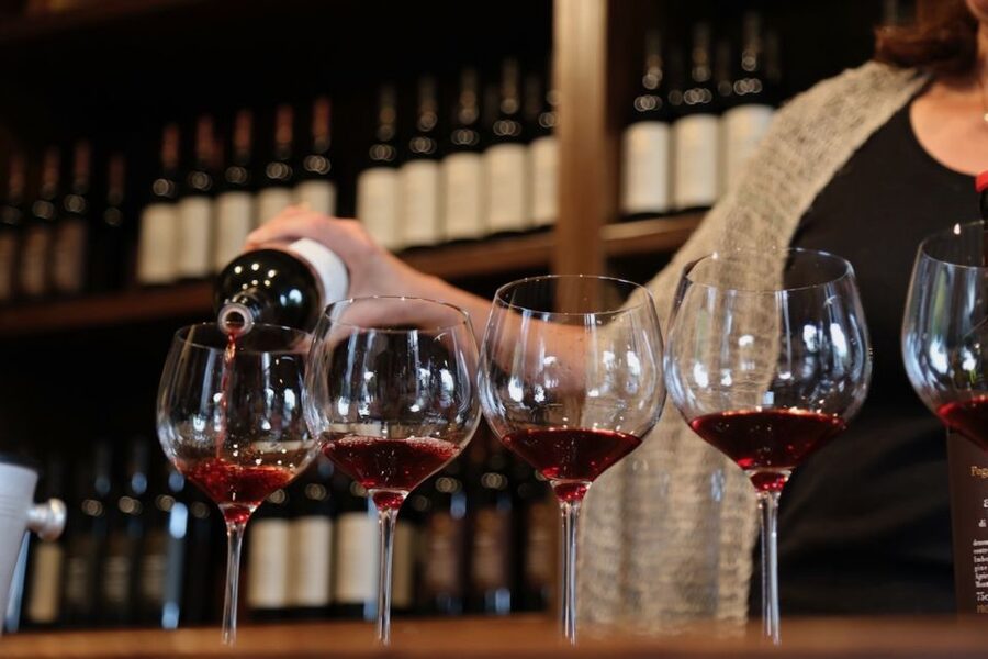 Rome: Trastevere Food and Wine Tasting Tour - Key points at a glance