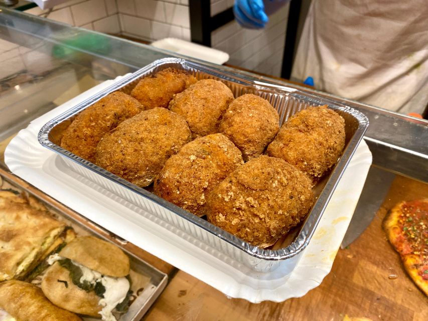 Rome: Trastevere Quarter Street Food Tour with Sightseeing - Trastevere food tasting wave: the neighborhood’s real flavor