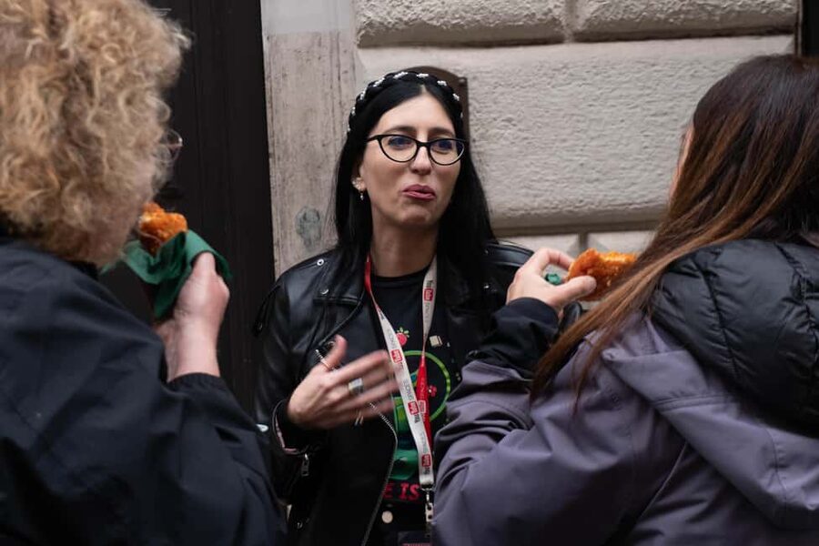 Rome: Vegan Street Food Tour with Local Guide - Roman Pizza Stop: Thin, Crispy, and Easier to Go Vegan Than You Think