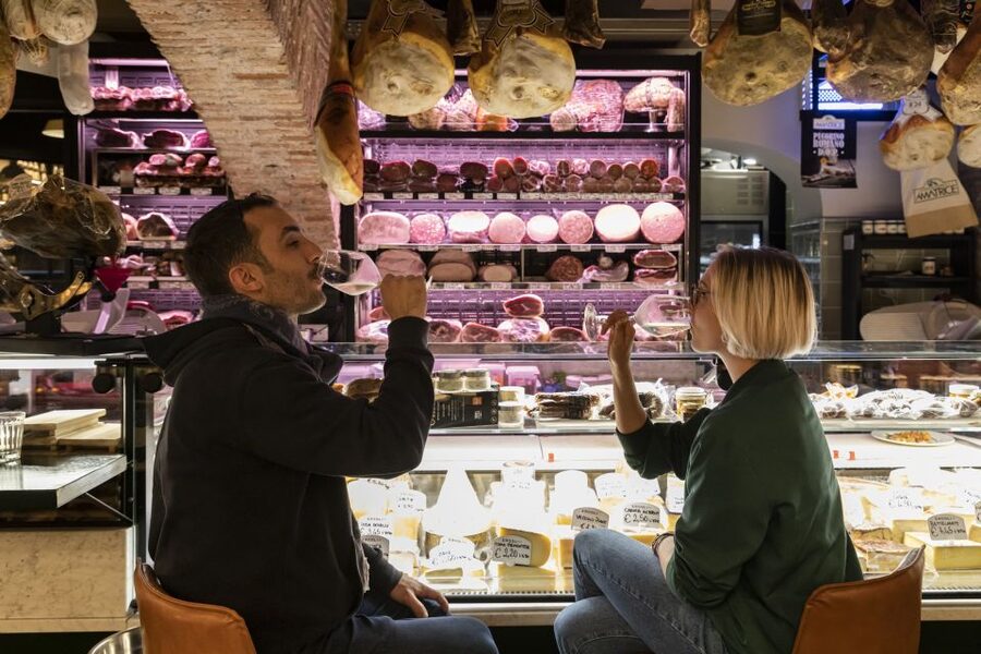 Rome: VIP Golf Cart Food Tour - Trastevere at da Enzo al 29: The Stop That Feels Like a Destination