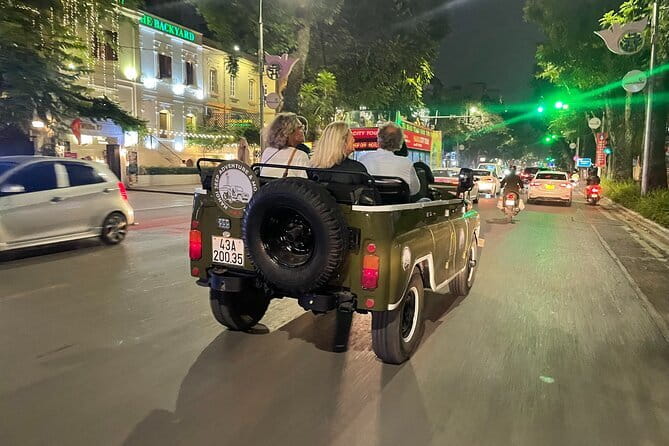 Saigon By Night Open Air Jeep Street Food Tour Experience - Why an open-air jeep at 6pm works so well in Saigon