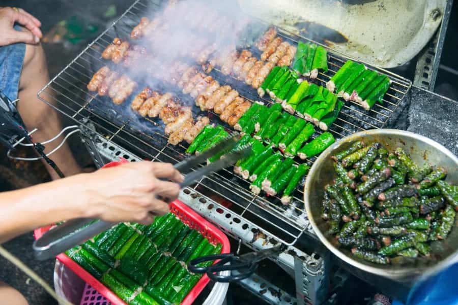Saigon: Michelin Guide Food Tour with Ao Dai Female Riders - Price and value: why $42 can make sense