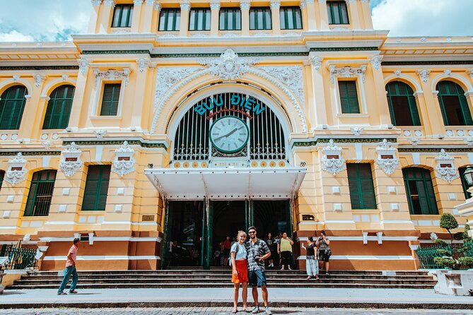 Saigon Sightseeing & Street Food Tour By scooter with Student - Timing tips: morning vs lunchtime vs evening