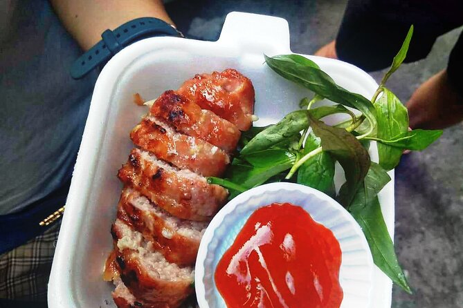 Saigon Street Food & Hidden Alleys by Scooter – 7/9/12 Tastings - Opera House to Apartment Life: Setting the Scene Fast