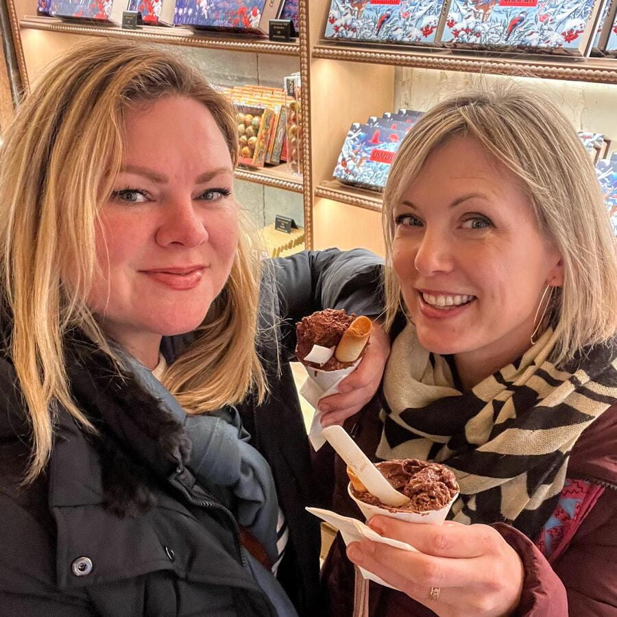 Saint-Germain: Gourmet Chocolate & Pastry Walking Food Tour - Key highlights worth showing up for