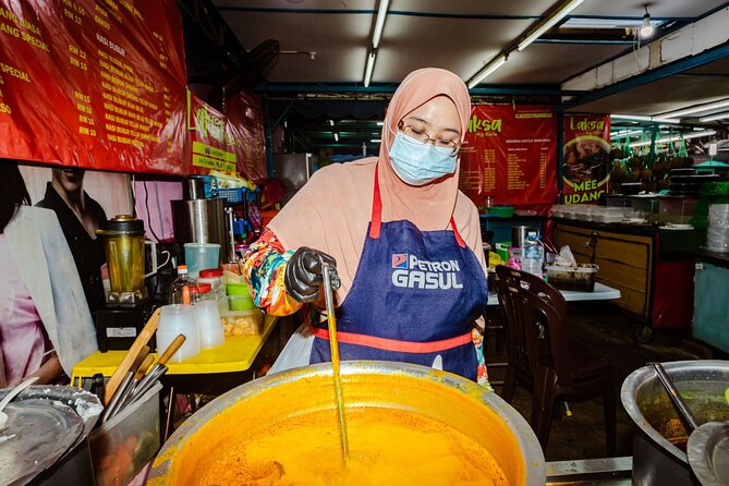 Sambal Streets Kuala Lumpur Food Tour with 15+ Tastings - Route reality: meeting at Chow Kit, ending near Petronas