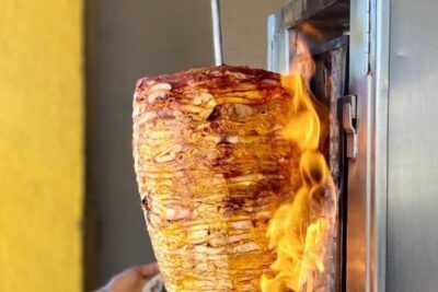 San Jose del Cabo Tacos and Food Tour - The walk: 2 miles that turn into a meal