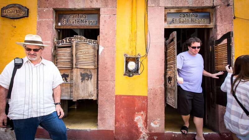 San Miguel: Downtown Food Tour - Nieves de garrafa: why this frozen stop matters