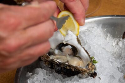 San Sebastian Food & Pintxos Tour with 12 Food & Drinks Tastings - Hotel María Cristina and Victoria Eugenia Theatre: Belle Époque Details You Can Actually Notice