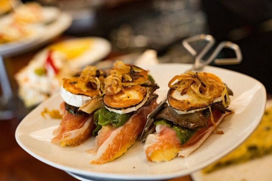 San Sebastian Food Tour: Pintxo Tasting Paired with Wines - Wine, Cider, and Liqueur: The Pour That Changes How You Taste