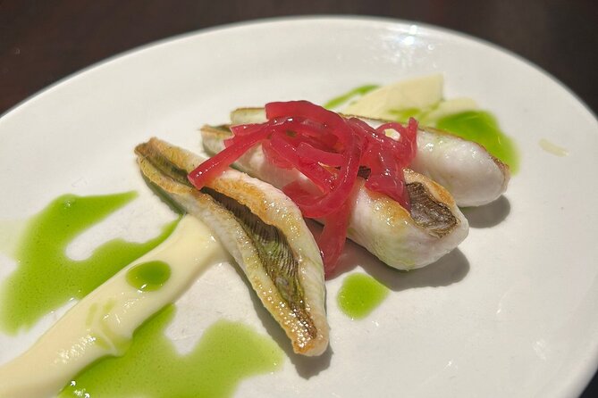 San Sebastian Food Tour: Pintxos, Drinks, and Tapas with a Local - The starting point at City Hall: setting the stage in Casco Viejo