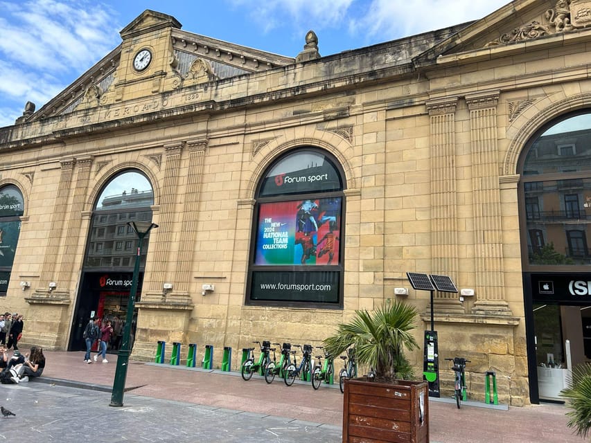 San Sebastian Food Tour with Pintxos & Drinks with a Local - Pacing, Comfort, and the One Real Drawback