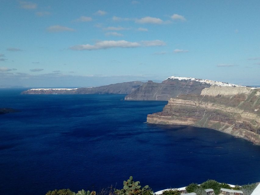 Santorini: Wine Tasting Tour & Sunset Viewing - The Cellar Tour and Cheese Pairings: Why the Food Matters Here