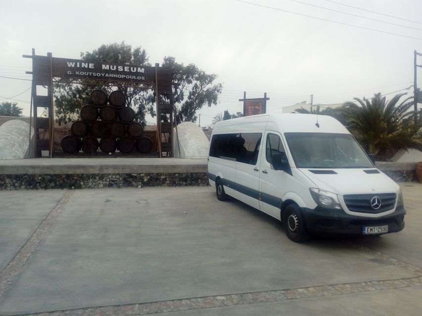 Santorini: Wine Tasting Tour & Sunset Viewing - Comfort and Group Size: The Air-Conditioned Minivan That Saves Your Day