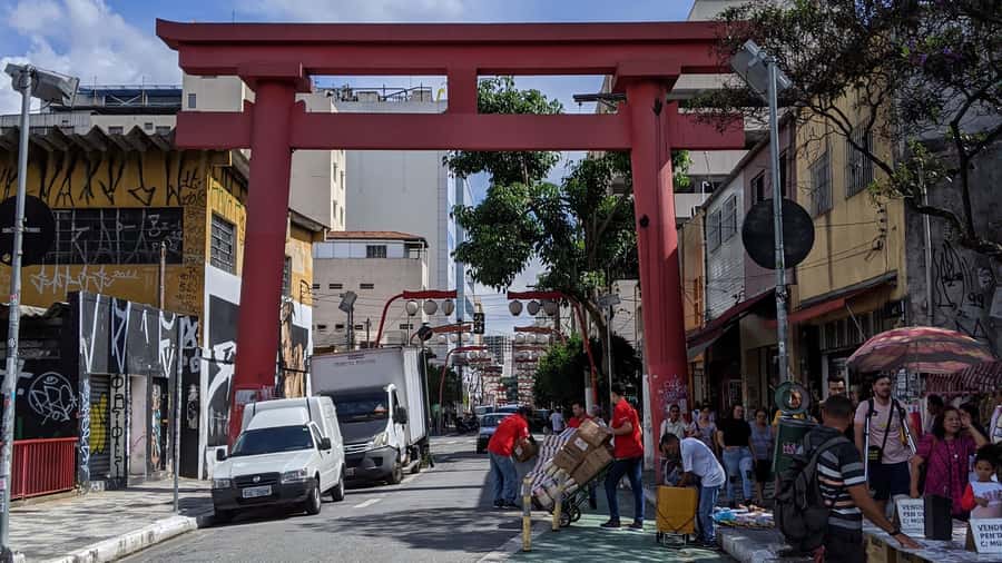 São Paulo: Liberdade Street Food Tour - Key reasons this Liberdade street food tour works