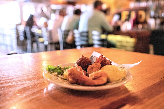 Savannah Southern Fried Expectations Walking Food Tour - Start at Parker’s Market, End Near the Candy Kitchen