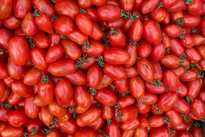 Savor Athens Walk: A Culinary & Travel Writer’s Insider Food Tour - Evripidou Olive Oil and Honey: How Liquid Gold Should Taste