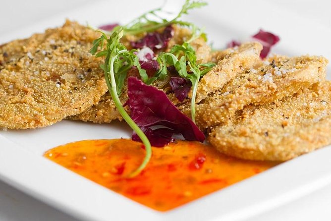 Savor the Flavors of Charleston Walking Food Tour - Bulldog Tours Headquarters: How the Guide Sets the Tone