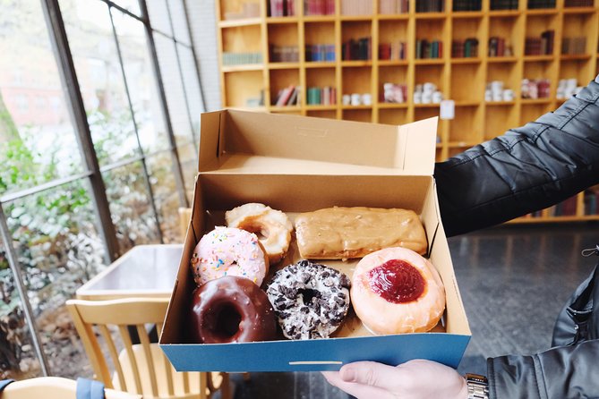 Seattle Delicious Donut Adventure & Walking Food Tour - Donut stop breakdown: Top Pot, Doce, Dahlia, and Daily Dozen