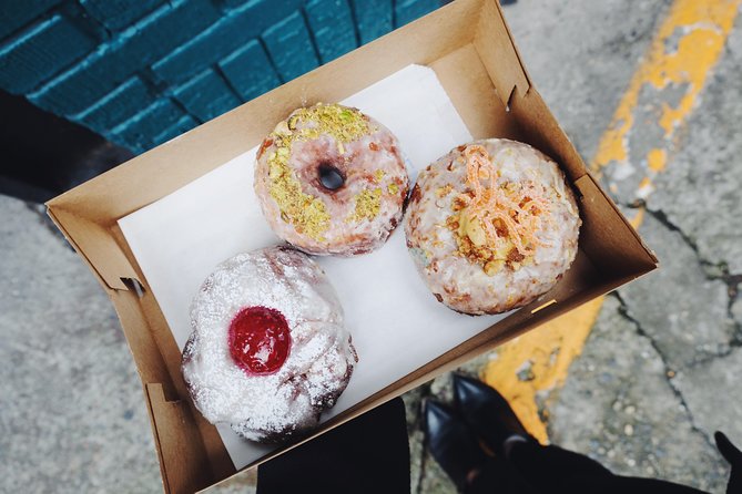 Seattle Delicious Donut Adventure & Walking Food Tour - How to dress and plan so the walk feels easy