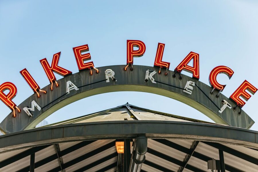 Seattle: Pike Place Market Chef-Guided Food Tour - Skip-the-line plus the 10% discount card: how to use it well